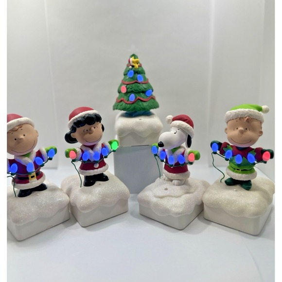 Hallmark Other - Set 5 Peanuts 2015 LightUp Christmas Snoopy Light Show & Music Wireless Tested